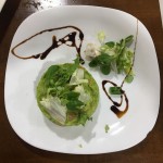 ENSALADA DE SALMÓN CON AGUACATE